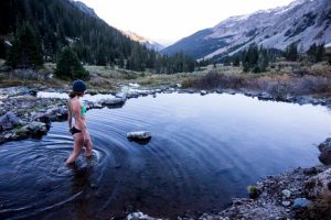 Natural Soaking Experiences That Elevate Weekend Escapes